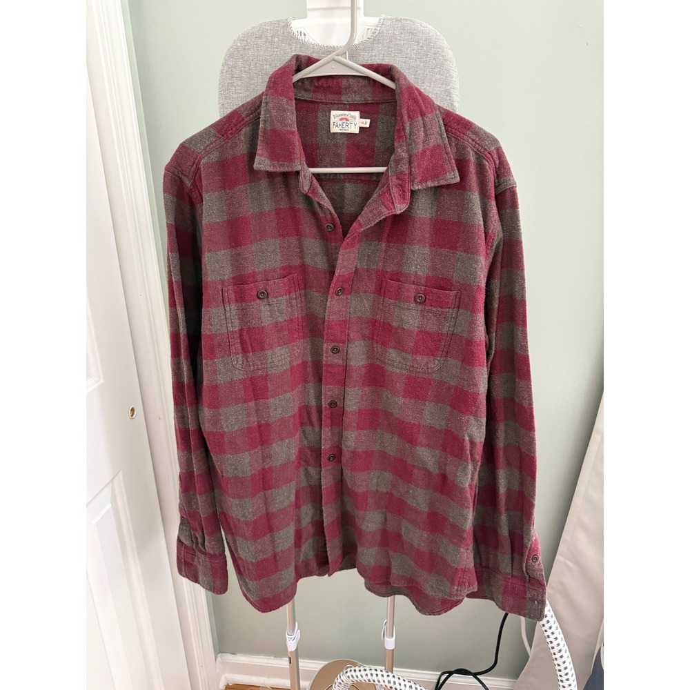 Faherty Brand Mens XL 100% Cotton Flannel Shirt Burgundy Gray Plaid Button Up